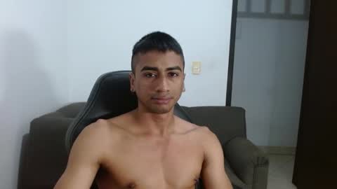 Snapshot of bfernando_05 chatting on 01.24.25 BAYRON online show from 01.24.25