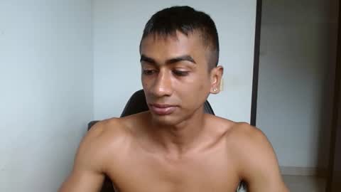 Snapshot of bfernando_05 chatting on 03.07.25 BAYRON online show from 03.07.25