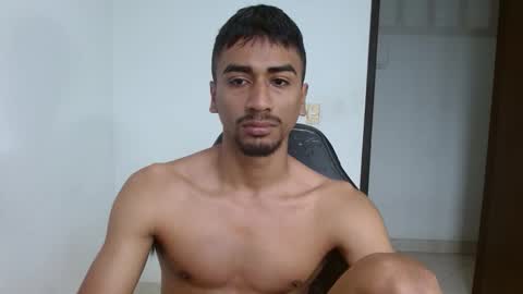 Snapshot of bfernando_05 chatting on 09.20.25 BAYRON online show from 09.20.25