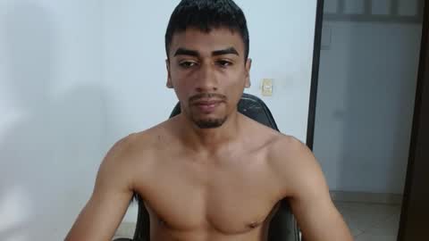 Snapshot of bfernando_05 chatting on 09.25.25 BAYRON online show from 09.25.25