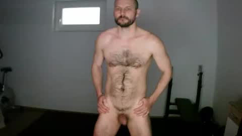 Snapshot of bffyou chatting on 04.14.26 hot ice online show from 04.14.26