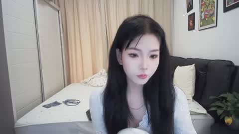 Snapshot of bhwuyulian chatting on 07.04.26 bhwuyulian online show from 07.04.26