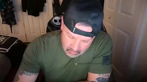 Snapshot of bi_militaryman69 chatting on 03.08.26 BiMilitaryMan online show from 03.08.26