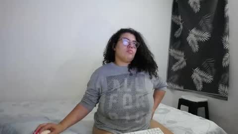 Bianca Tuesday to Sunday from 2am to 6am UTC-5 online show from 06.02.26