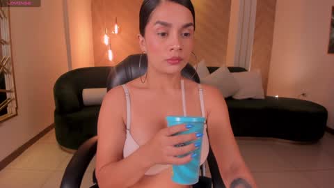Bianca Pierce online show from 02.04.25