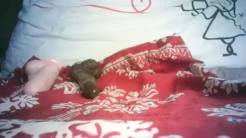 pretty online show from 03.02.25