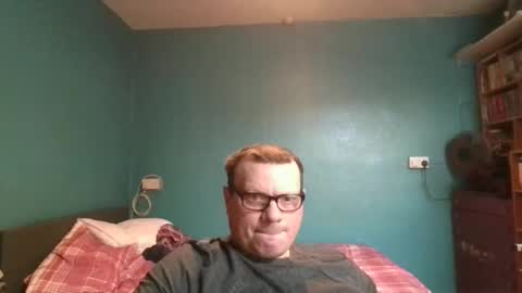 Snapshot of bidan1986 chatting on 02.13.25 bigdan1986 online show from 02.13.25