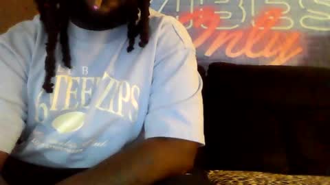 Snapshot of big6lacksteak chatting on 01.13.26 thatcoupledawg online show from 01.13.26