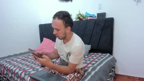 john and cris online show from 04.14.26