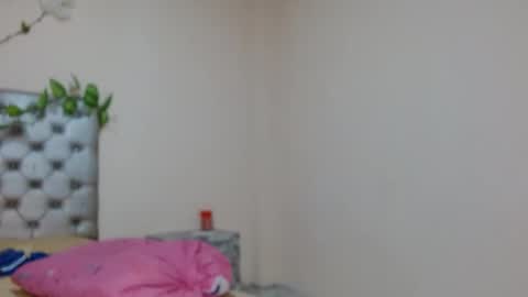 Stiven Leon online show from 01.23.25