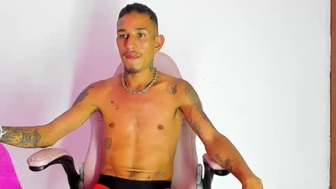 Stiven Leon online show from 02.06.25