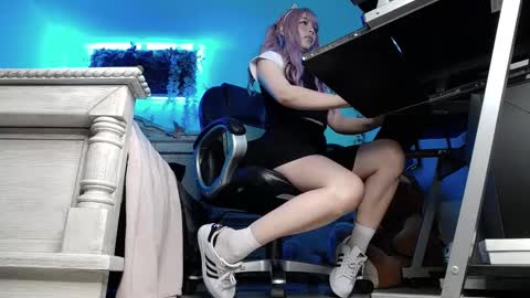 Lava online show from 02.10.25