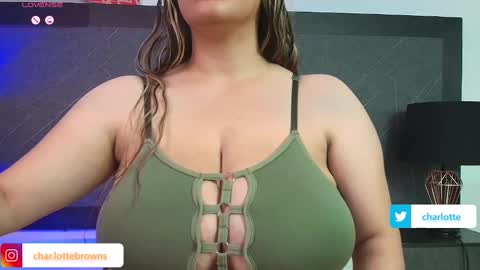 Snapshot of big_tits_in_your_face chatting on 02.04.25 Tell me Sophia  online show from 02.04.25