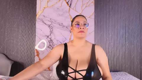 Tell me Sophia  online show from 03.01.26