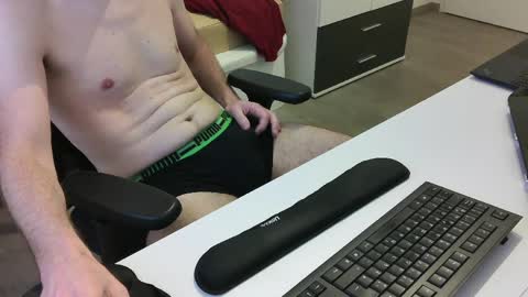 big_tobi_1 online show from 04.14.26