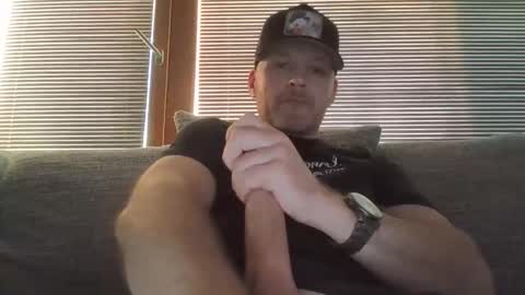 Snapshot of bigapolllo chatting on 11.08.25 Bigapolllo online show from 11.08.25