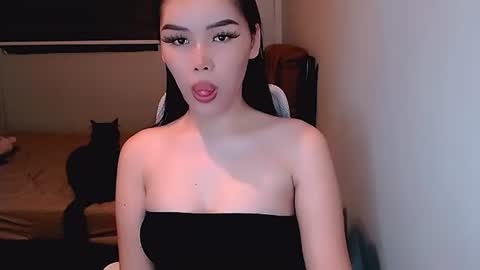 Mia online show from 07.02.26