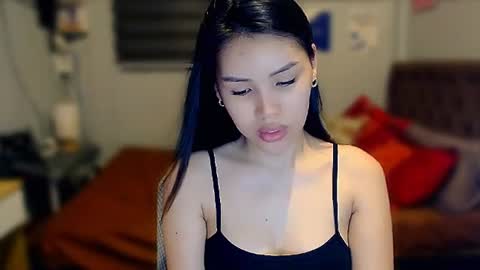 Mia online show from 07.23.26