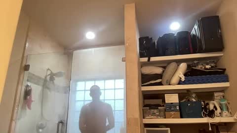 Snapshot of bigators chatting on 12.09.24 bigators online show from 12.09.24