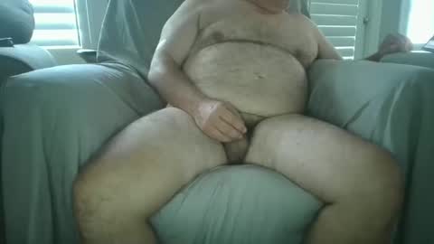 Snapshot of bigbear5186 chatting on 10.12.25 big boy online show from 10.12.25