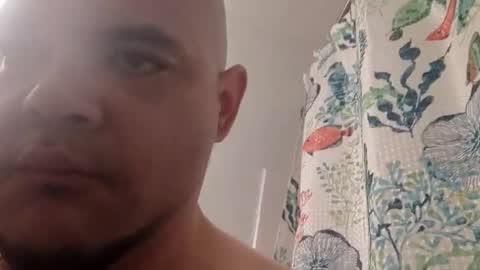 Snapshot of bigbeata chatting on 03.10.25 Stevie Snow online show from 03.10.25