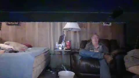 Snapshot of bigbenidick1 chatting on 10.28.25 BB online show from 10.28.25