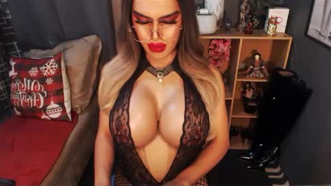 Loraine Cruz online show from 02.09.25