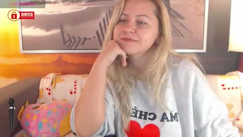 Snapshot of bigboobsarri chatting on 12.03.24 BigBoobsArri online show from 12.03.24