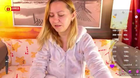 Snapshot of bigboobsarri chatting on 11.05.25 BigBoobsArri online show from 11.05.25