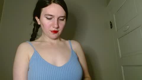 Isabella online show from 03.17.26