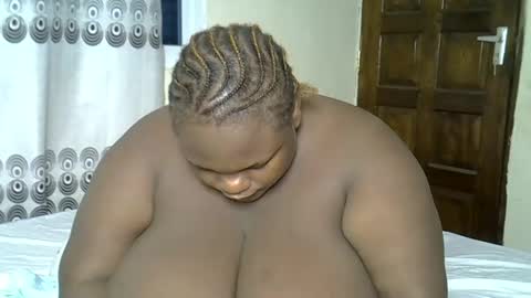 Snapshot of bigchocotities chatting on 01.04.25 bigchocotities online show from 01.04.25