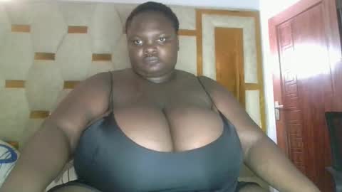 Snapshot of bigchocotities chatting on 02.15.26 bigchocotities online show from 02.15.26