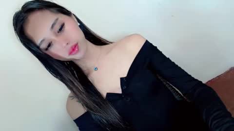 ZARINA online show from 04.19.26