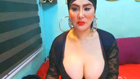 Snapshot of bigcocknloadstits chatting on 07.02.26 Flirty Sofia online show from 07.02.26