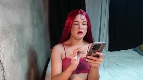 Snapshot of bigdick_rhowe chatting on 11.18.25 bigdick_rhowe online show from 11.18.25