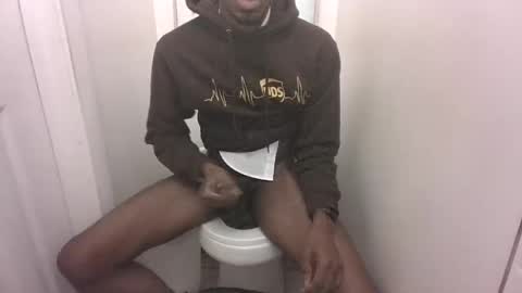 Snapshot of bigdickcumslut99 chatting on 09.13.25 antwan online show from 09.13.25