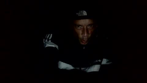 Snapshot of bigdickdangles472924 chatting on 09.18.25 bigdickdangles472924 online show from 09.18.25