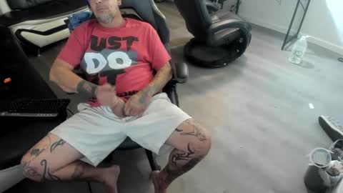 Snapshot of bigdickpiercedtattoos chatting on 09.13.25 bigdickpiercedtattoos online show from 09.13.25