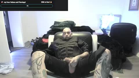 Snapshot of bigdickpiercedtattoos chatting on 10.15.25 bigdickpiercedtattoos online show from 10.15.25