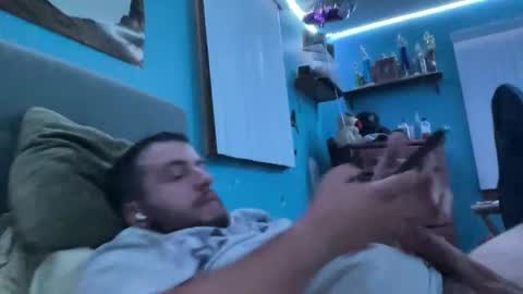 Snapshot of bigdickvin69 chatting on 09.28.25 bigdickvin69 online show from 09.28.25