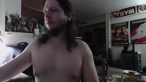 biggerisbetter21 online show from 11.18.25