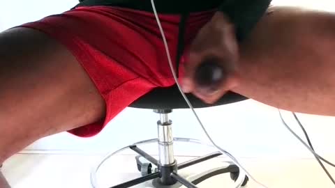 Snapshot of biggstikk chatting on 12.22.25 biggstikk online show from 12.22.25