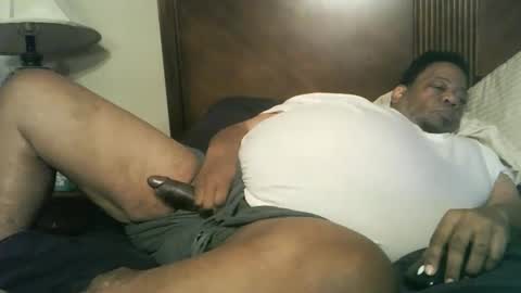 Snapshot of biggyscorpio chatting on 12.12.24 biggyscorpio online show from 12.12.24