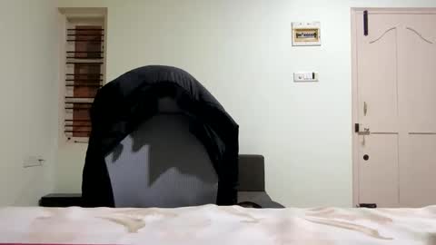 bighandsomesatisfy online show from 01.09.25