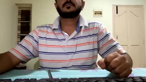 bighandsomesatisfy online show from 03.12.25