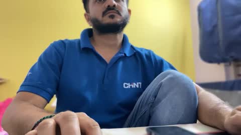 bighandsomesatisfy online show from 03.10.26