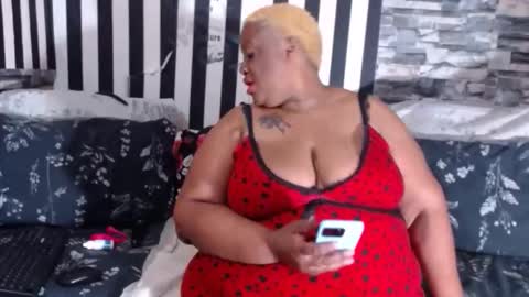 bighotmature online show from 05.01.26
