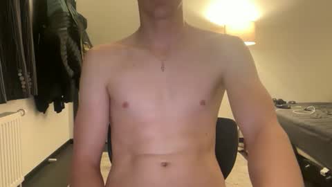 Snapshot of bigleor chatting on 02.14.26 bigleor online show from 02.14.26