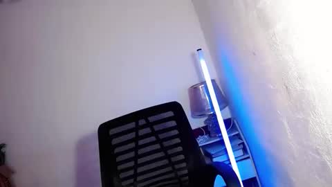 Snapshot of bigloadxsasha chatting on 01.26.25 sasha swan online show from 01.26.25