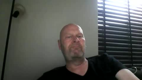 Snapshot of bigmike3339 chatting on 02.04.26 bigmike3339 online show from 02.04.26